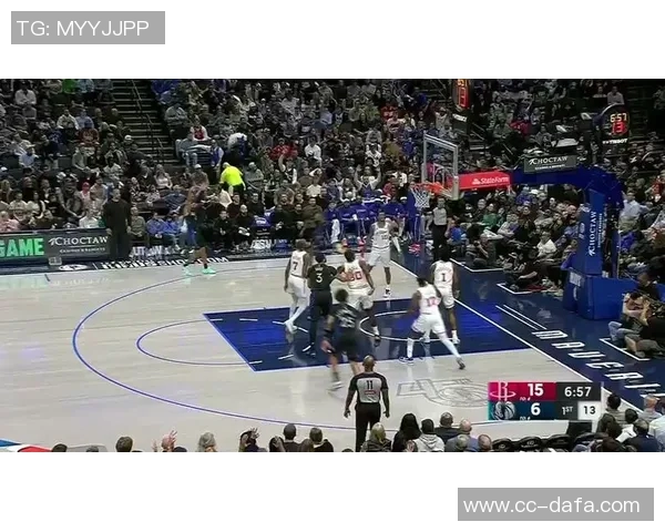 替补三巨头联手发威克里斯蒂克莱布威合力轰下36分助球队逆转胜利