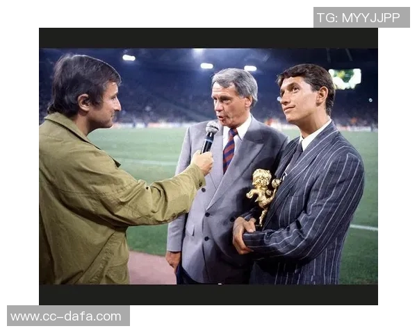 雷根斯堡队医纽金因急救球迷获FIFA公平竞赛奖彰显体育精神